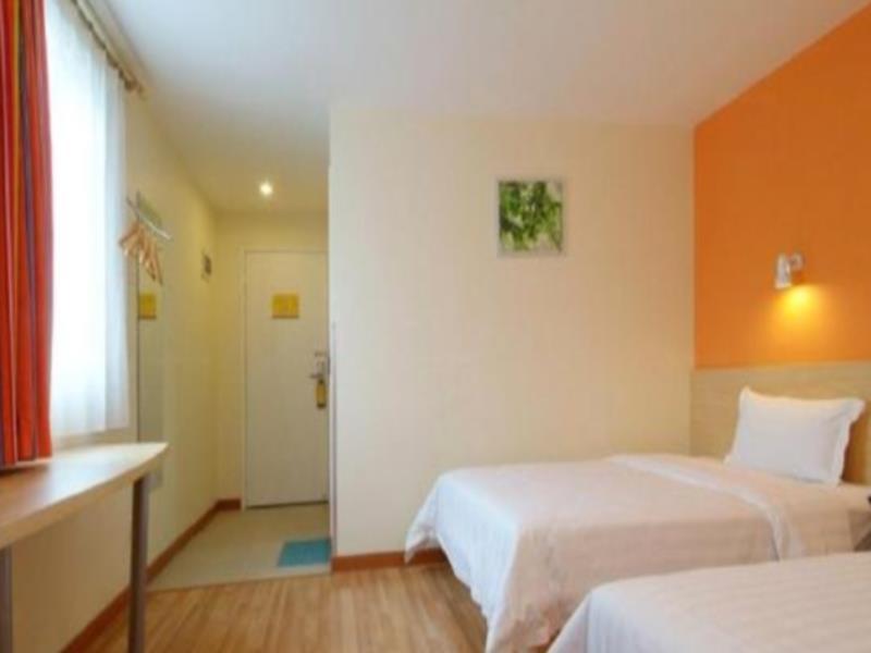 7Days Inn Zhuzhou Central Square Exterior foto